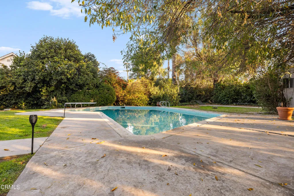 Additional image 19 of 17350 Osborne Street, Sherwood Forest, CA 91325