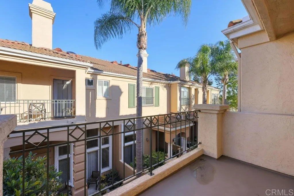 Additional image 18 of 7125 Calabria Court Unit D, San Diego, CA 92122