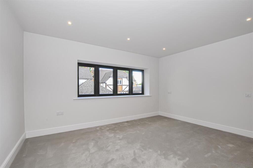 Additional image 27 of The Squirrels, Bricket Wood, St. Albans