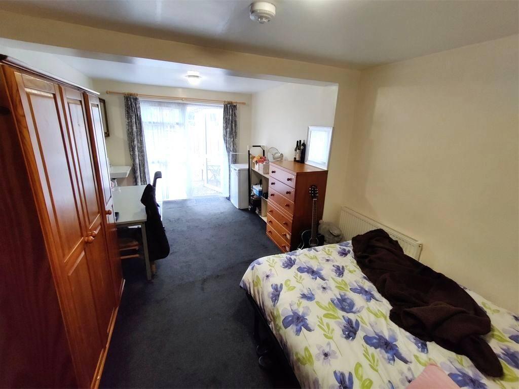 Additional image 4 of Blackthorne Close, Hatfield, AL10