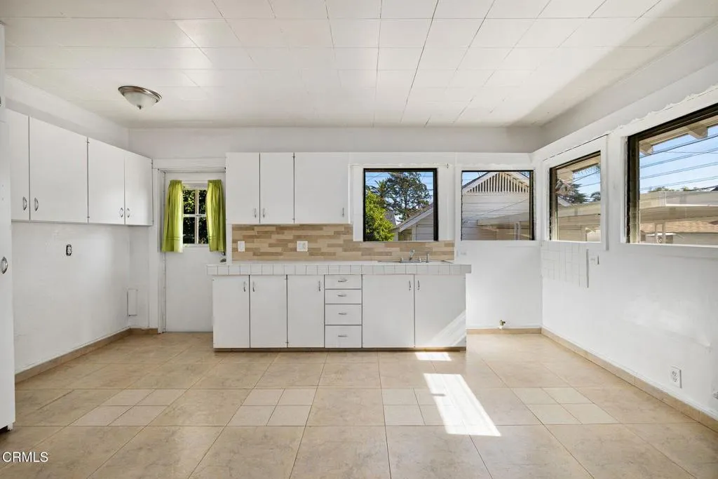 Additional image 12 of 1394 N Oxford Avenue, Pasadena, CA 91104