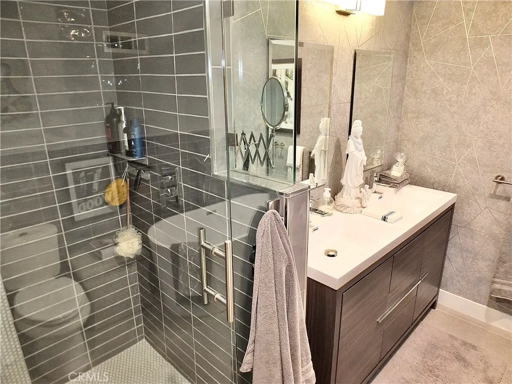 Additional image 31 of 2705 N Flower St, Santa Ana, CA 92706