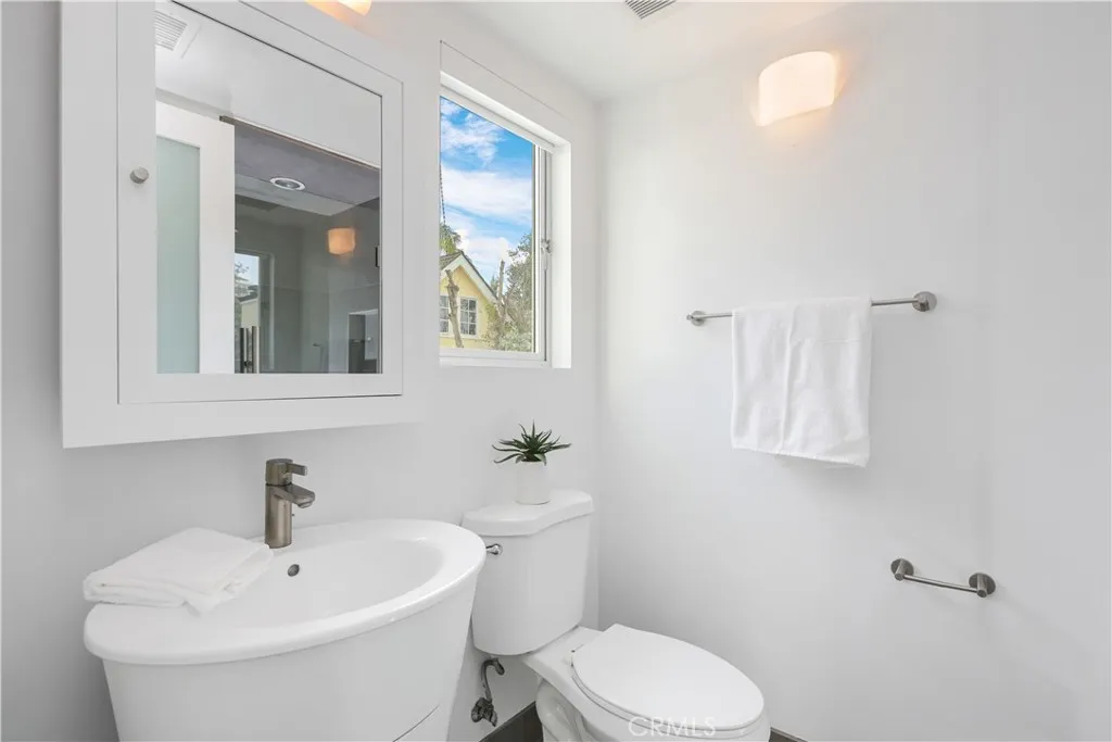 Additional image 92 of 2618 Cove Street, Corona Del Mar, CA 92625