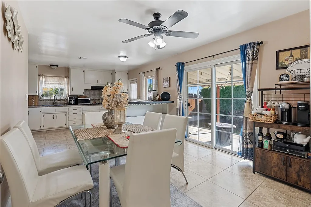 Additional image 12 of 255 W Valencia St, Rialto, CA 92376