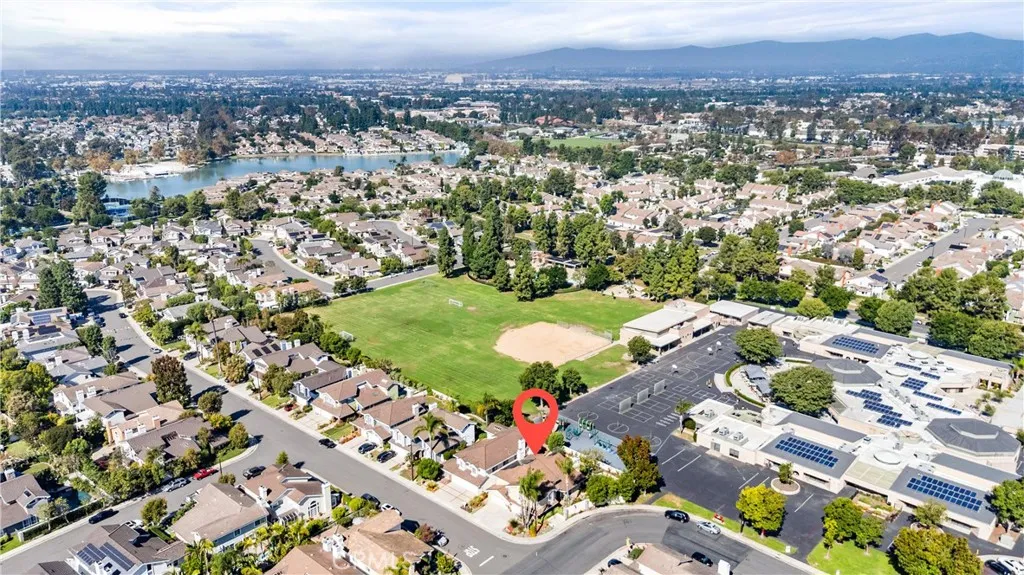 Additional image 60 of 39 Foxboro, Irvine, CA 92614