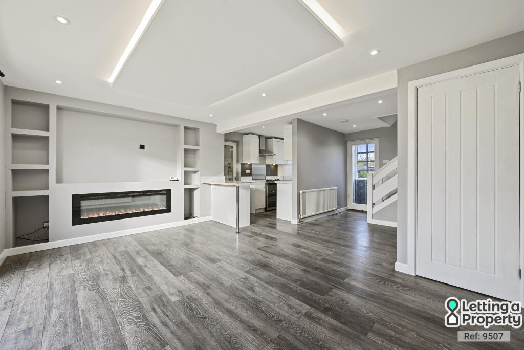 Additional image 18 of High Street, Colney Heath, St. Albans, Hertfordshire, AL4 0NS