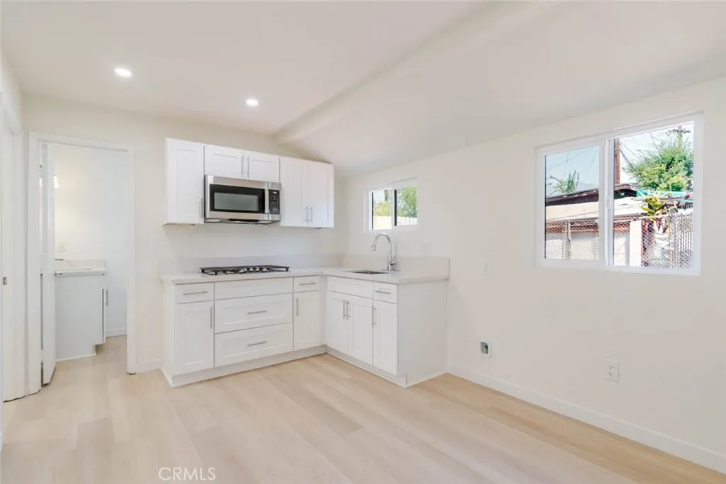 Additional image 28 of 611 Davis Ave, Glendale, CA 91201