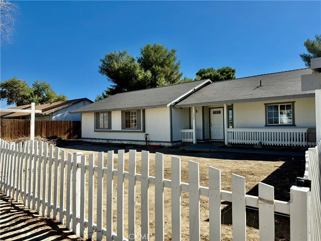 Additional image 3 of 16622 Mossdale Ave, Lancaster, CA 93535