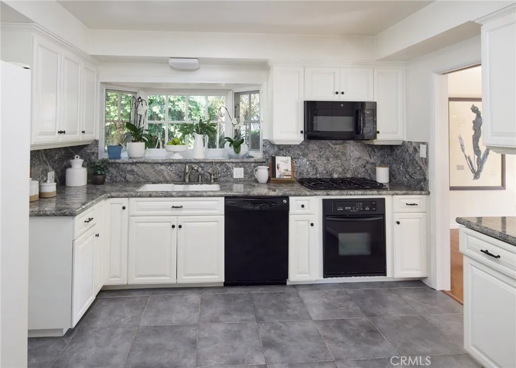 Additional image 7 of 1261 E Maple Ave, El Segundo, CA 90245