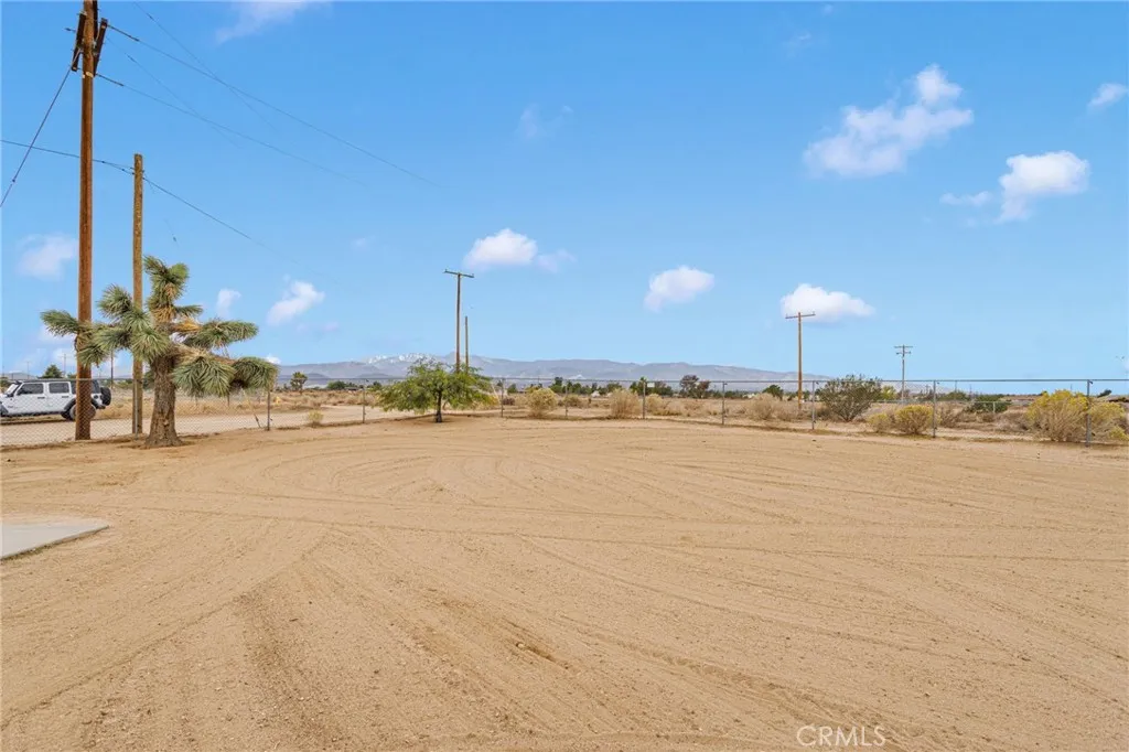 Additional image 39 of 6720 Mono Road, Phelan, CA 92371