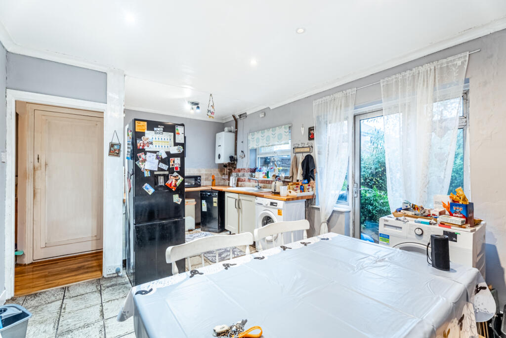 Additional image 14 of Peters Avenue, London Colney, St. Albans, Hertfordshire, AL2