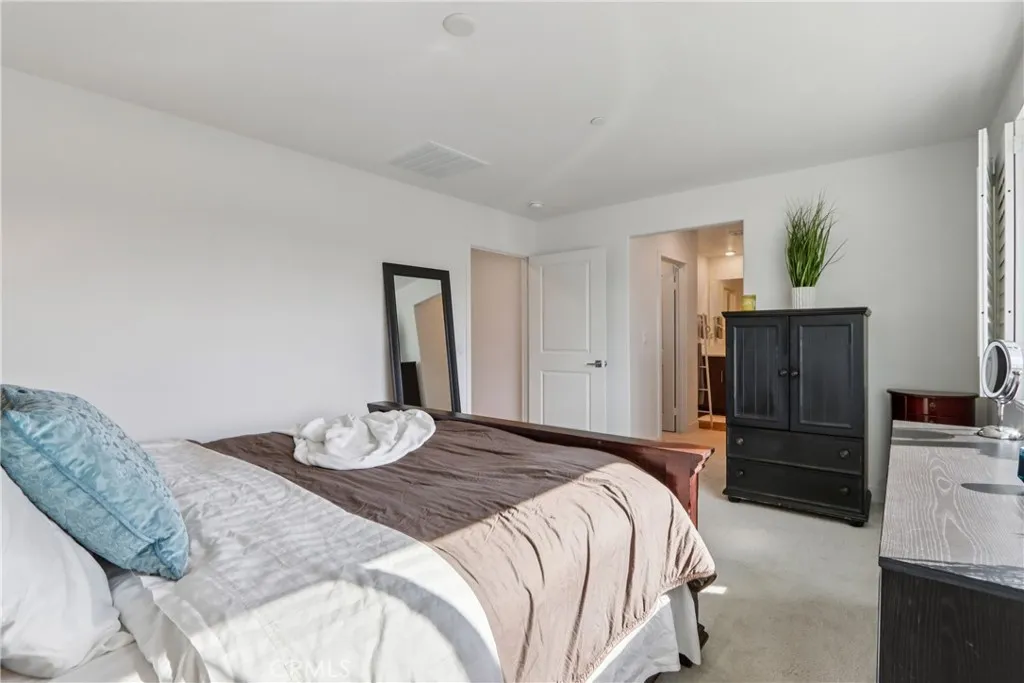 Additional image 105 of 2464 Yellowstone Way, Rialto, CA 92377