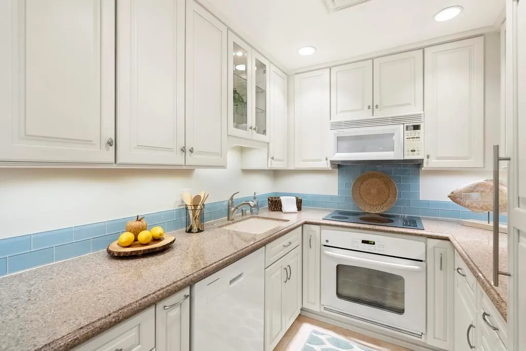 Additional image 52 of 939 Coast Boulevard Unit 4C, La Jolla, CA 92037