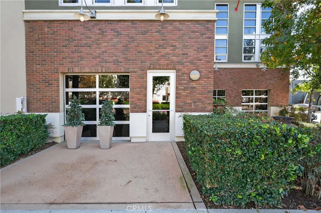 Additional image 12 of 906 E Civic Center Dr, Santa Ana, CA 92701