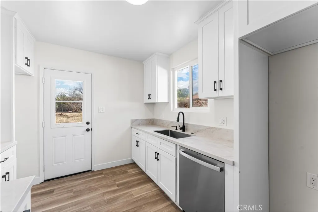 Additional image 16 of 42221 52nd St W, Lancaster, CA 93536