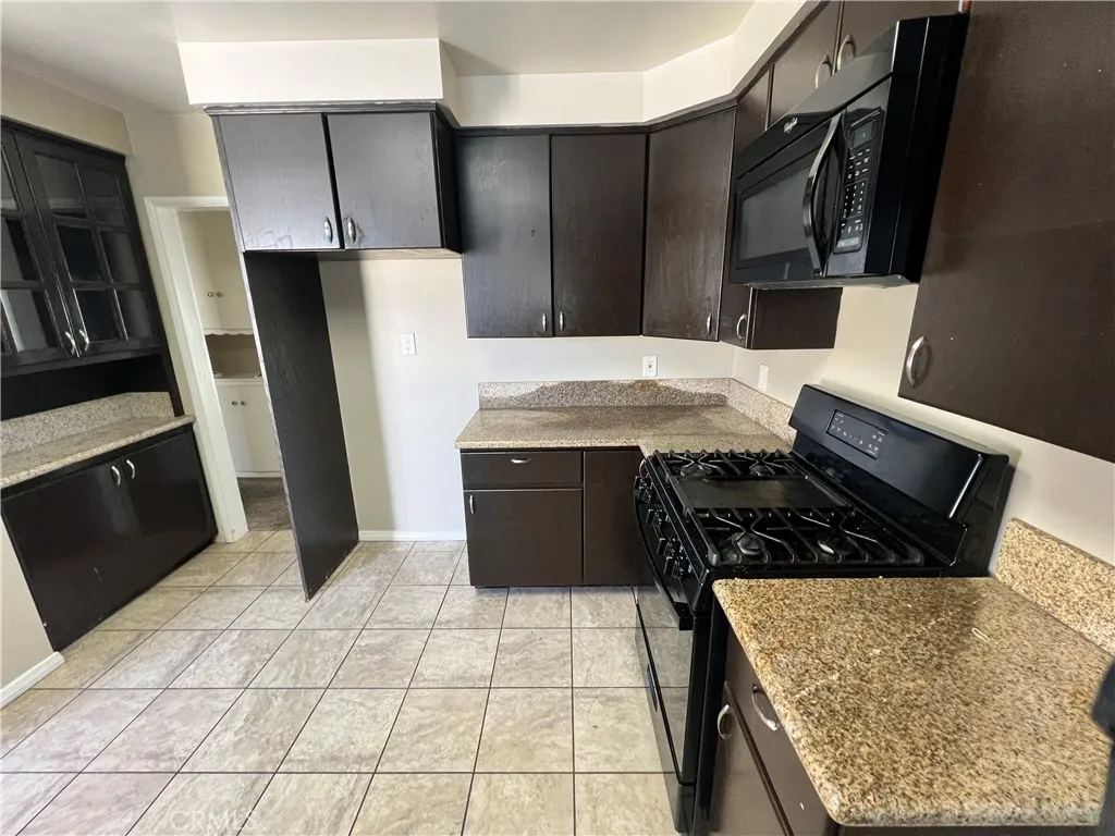 Additional image 26 of 1500 W 96th St, Los Angeles, CA 90047