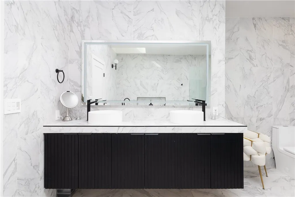 Additional image 43 of 5439 Gentry Avenue, Valley Village, CA 91607