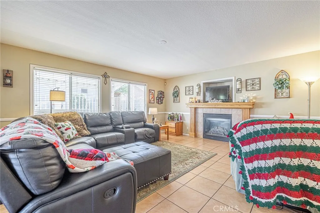 Additional image 14 of 45620 17th St W, Lancaster, CA 93534