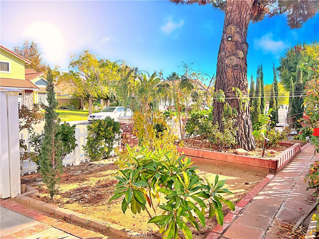 Additional image 7 of 4544 Sungate Drive N, Palmdale, CA 93551