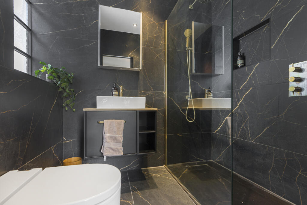 Additional image 26 of Watford Road, St. Albans, Hertfordshire, AL1