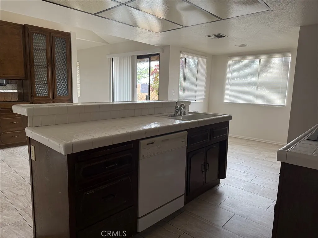 Additional image 28 of 13715 Hidden Valley Rd, Victorville, CA 92395