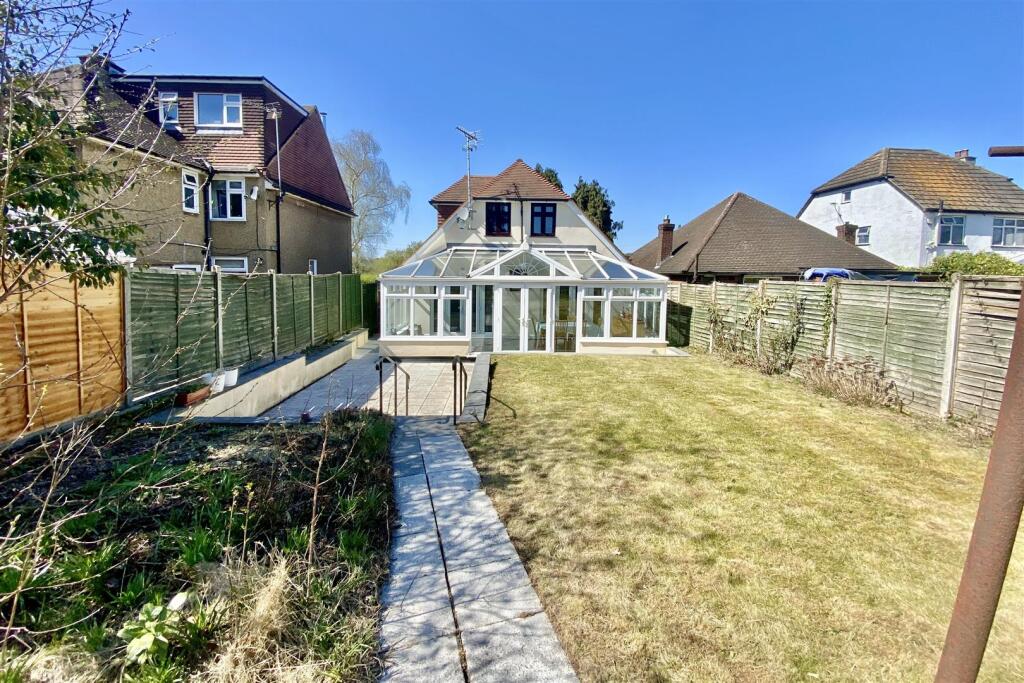 Additional image 23 of ,Mount Drive, Park Street, St. Albans, Hertfordshire, AL2