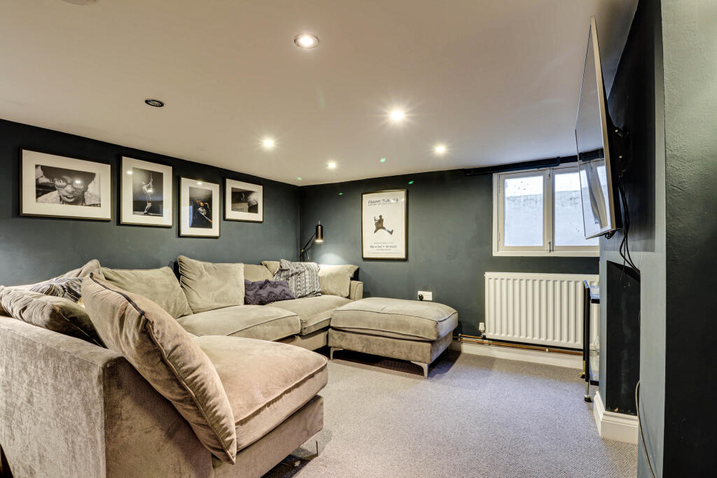 Additional image 9 of Cravells Road, Harpenden, AL5