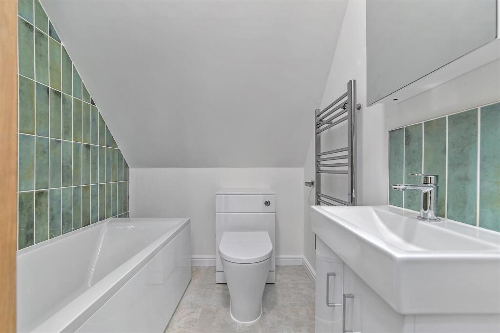 Additional image 26 of Warrengate Road, Brookmans Park