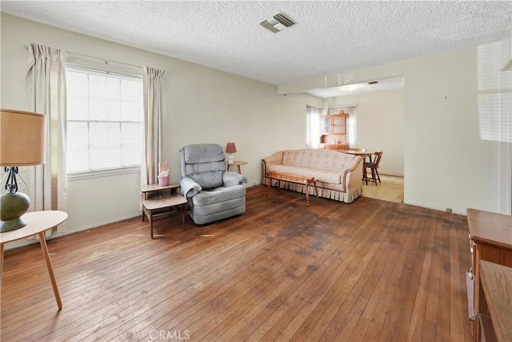 Additional image 41 of 419 Stanford Rd, Burbank, CA 91504