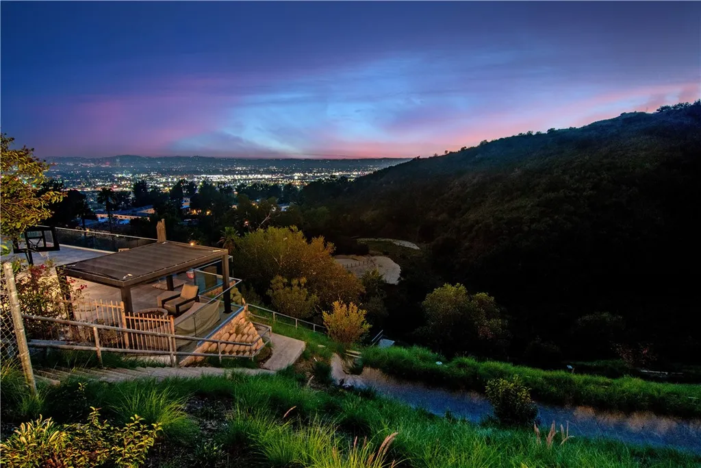 Additional image 38 of 3429 Castleman Lane, Burbank, CA 91504