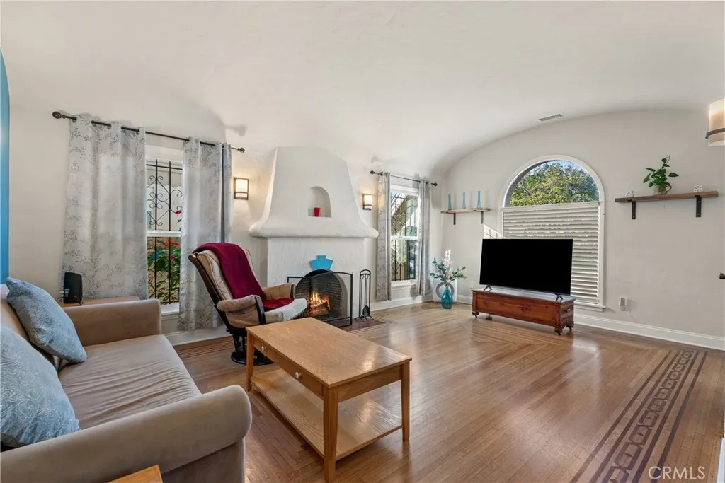 Additional image 5 of 1848 W 78th Pl, Los Angeles, CA 90047