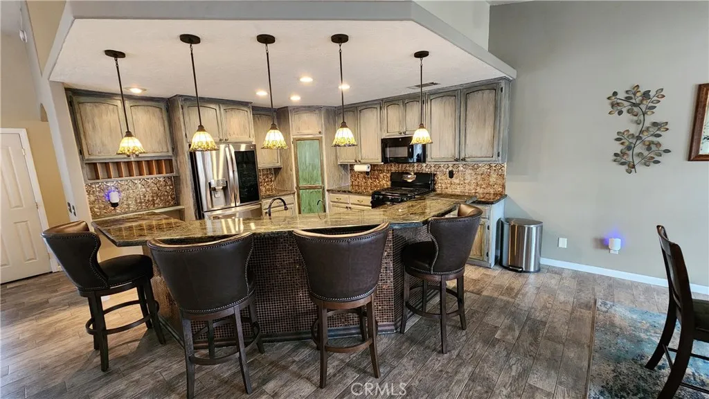 Additional image 4 of 13770 Driftwood Dr, Victorville, CA 92395