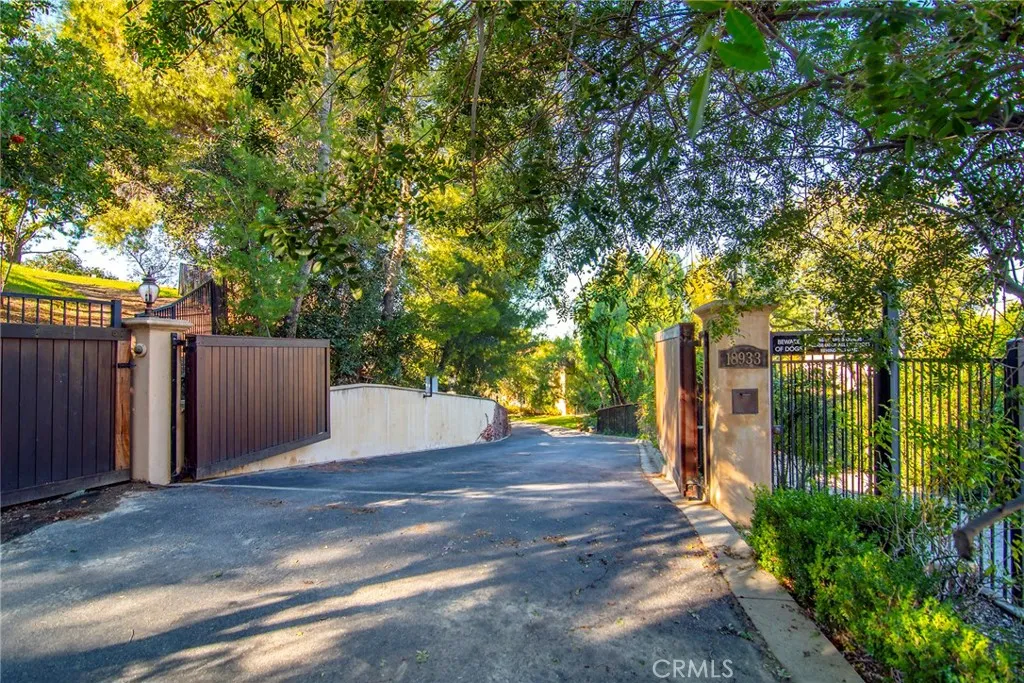 Additional image 75 of 18933 La Montana Place, Tarzana, CA 91356