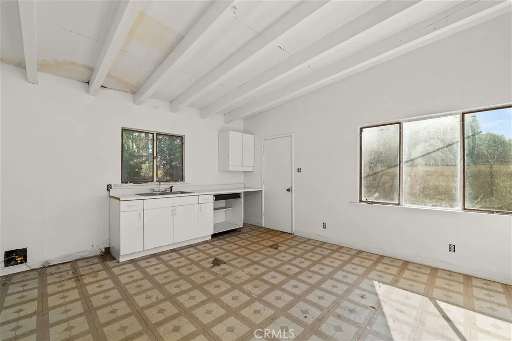 Additional image 28 of 3024 Pine St, Riverside, CA 92501