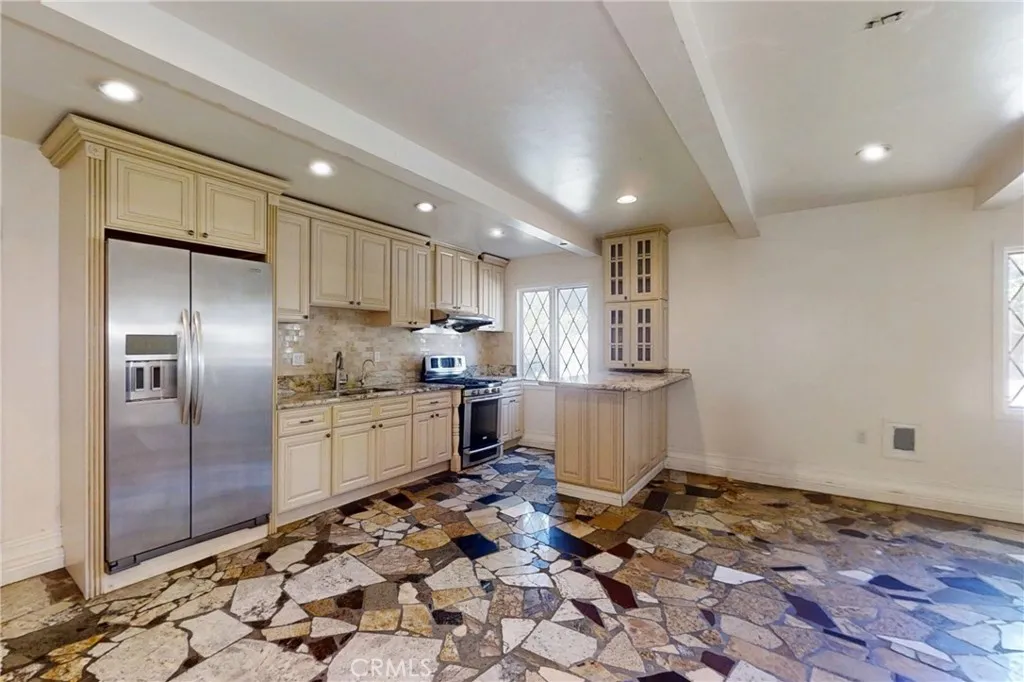 Additional image 89 of 1730 Via Del Rey, South Pasadena, CA 91030