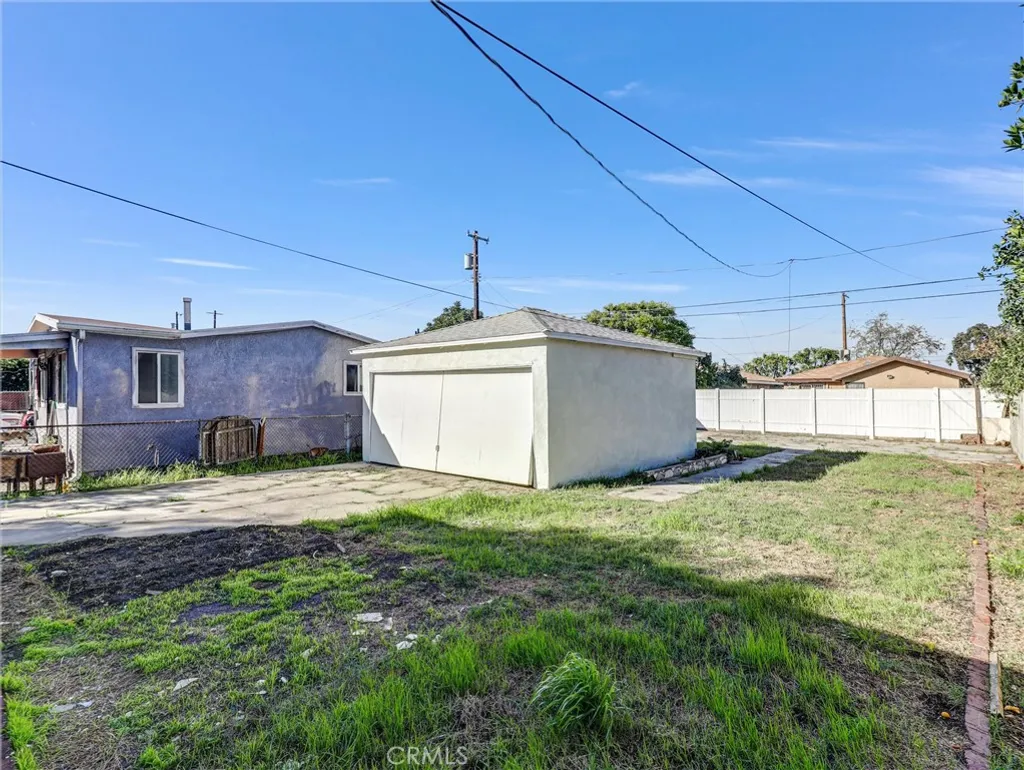 Additional image 21 of 639 E 105th St, Los Angeles, CA 90002