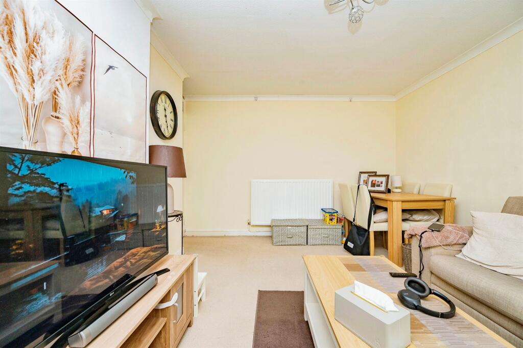 Additional image 3 of Thundridge Close, Welwyn Garden City