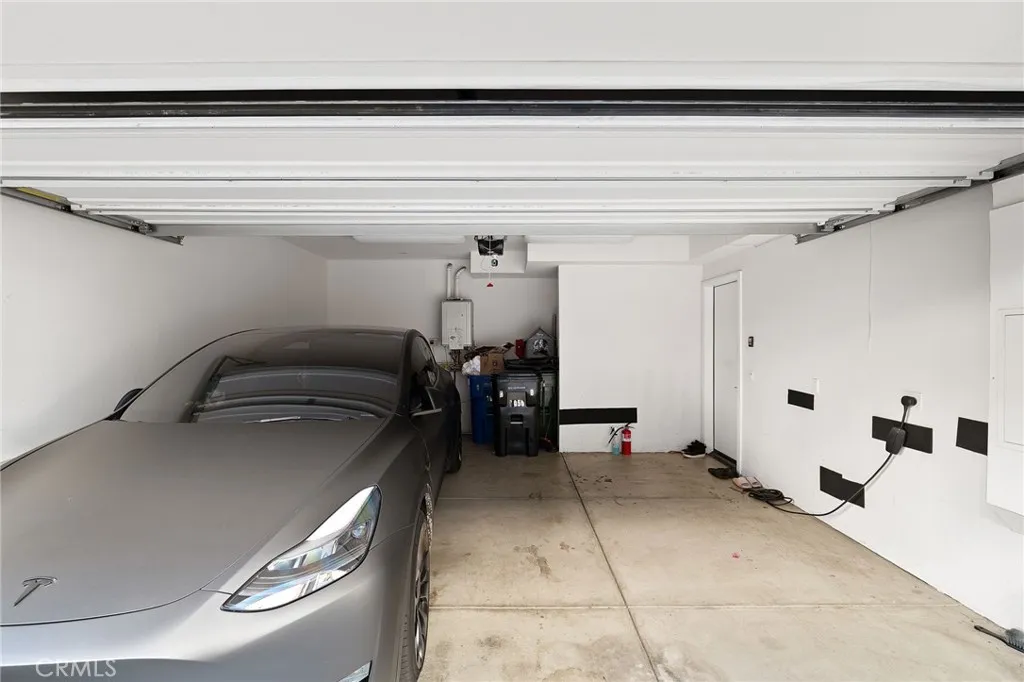 Additional image 61 of 1056 N Joels Pl, Los Angeles, CA 90012