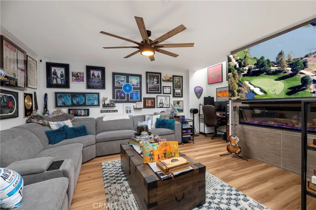 Additional image 16 of 7401 Seabluff Dr Unit 102, Huntington Beach, CA 92648