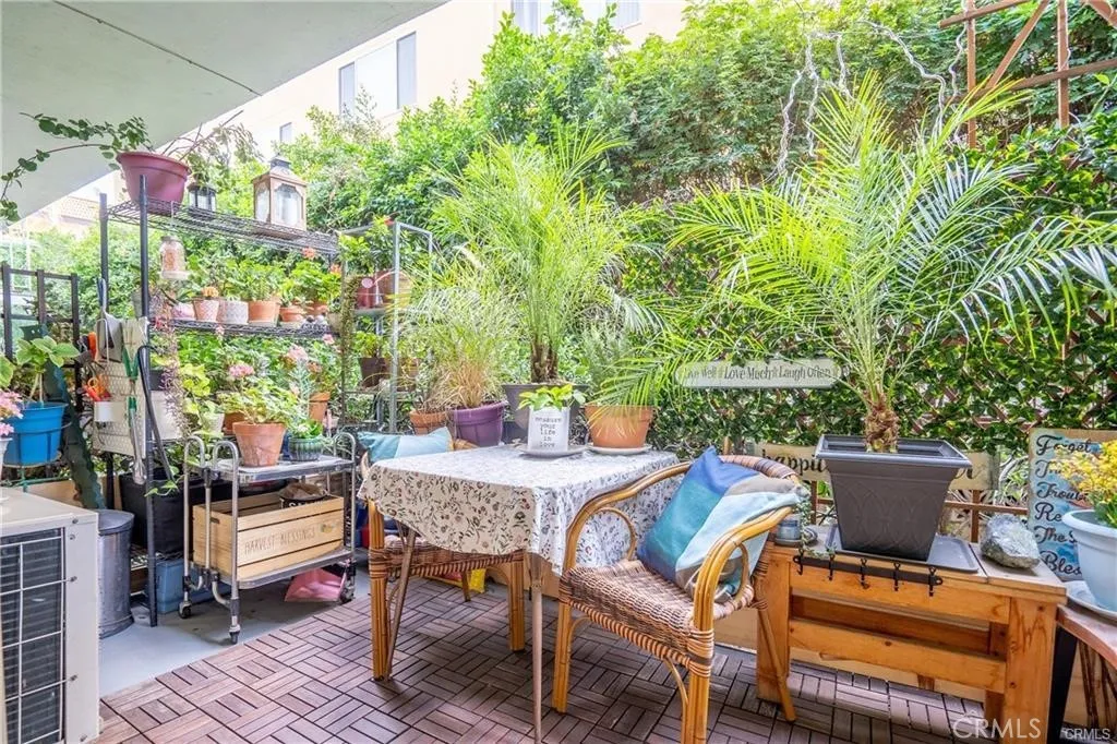 Additional image 23 of 446 S St Andrews Pl, Los Angeles, CA 90020