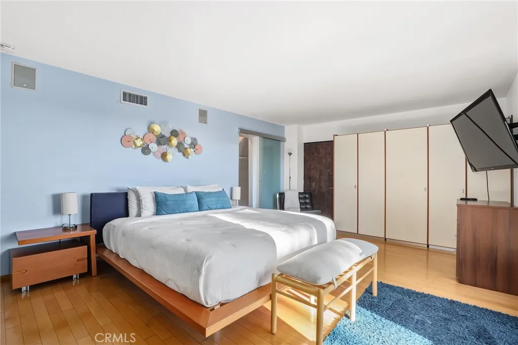 Additional image 17 of 5675 Spreading Oak Drive, Los Angeles, CA 90068