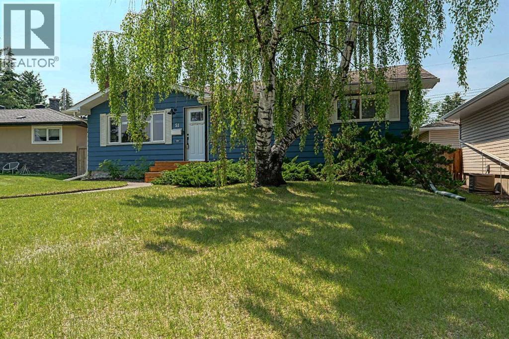 51 Hollyburn Road SW|Calgary, Alberta T2V3H2