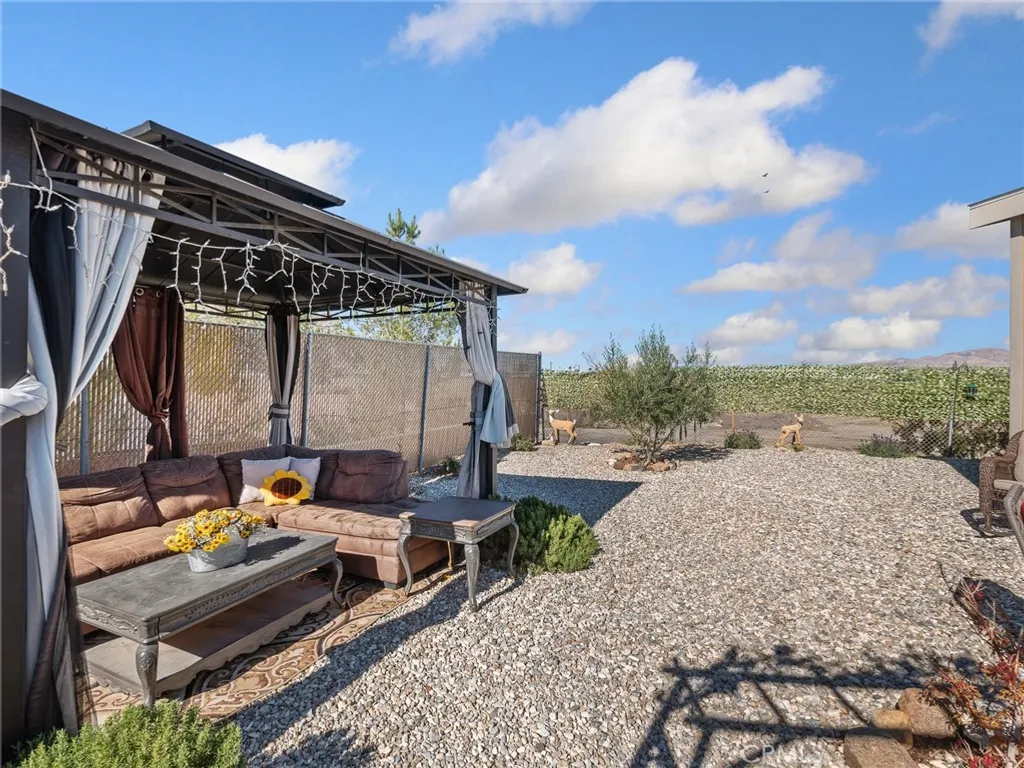 Additional image 17 of 13393 Mariposa Rd, #211, Victorville, CA 92395