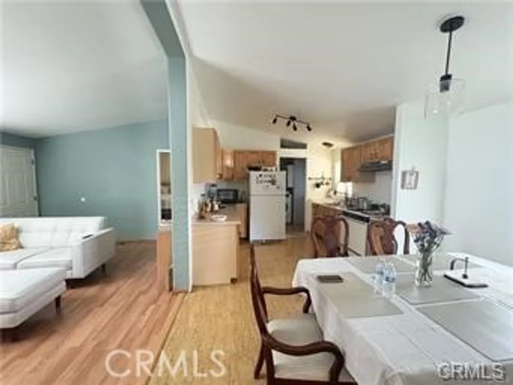 Additional image 7 of 716 N Grand Ave Unit E2, Covina, CA 91723