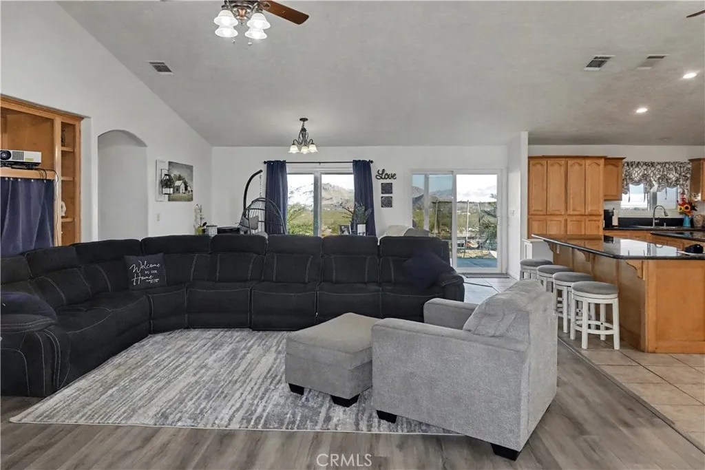 Additional image 5 of 30788 Buenos Aires Rd, Lucerne Valley, CA 92356