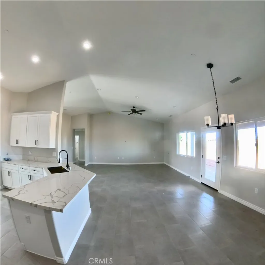 Additional image 11 of 17576 Hercules Street, Hesperia, CA 92345