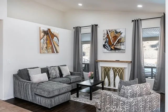 Additional image 38 of 9574 Via Real, Desert Hot Springs, CA 92240