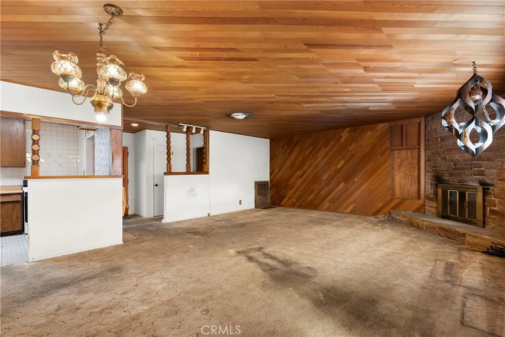 Additional image 9 of 18928 Victory Boulevard, Tarzana, CA 91335