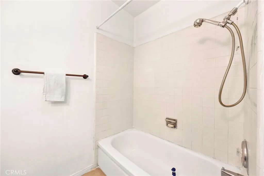 Additional image 46 of 15901 Lassen Street, North Hills, CA 91343