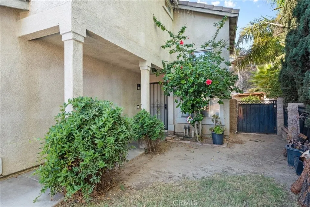 Additional image 5 of 829 Award Dr, Colton, CA 92324